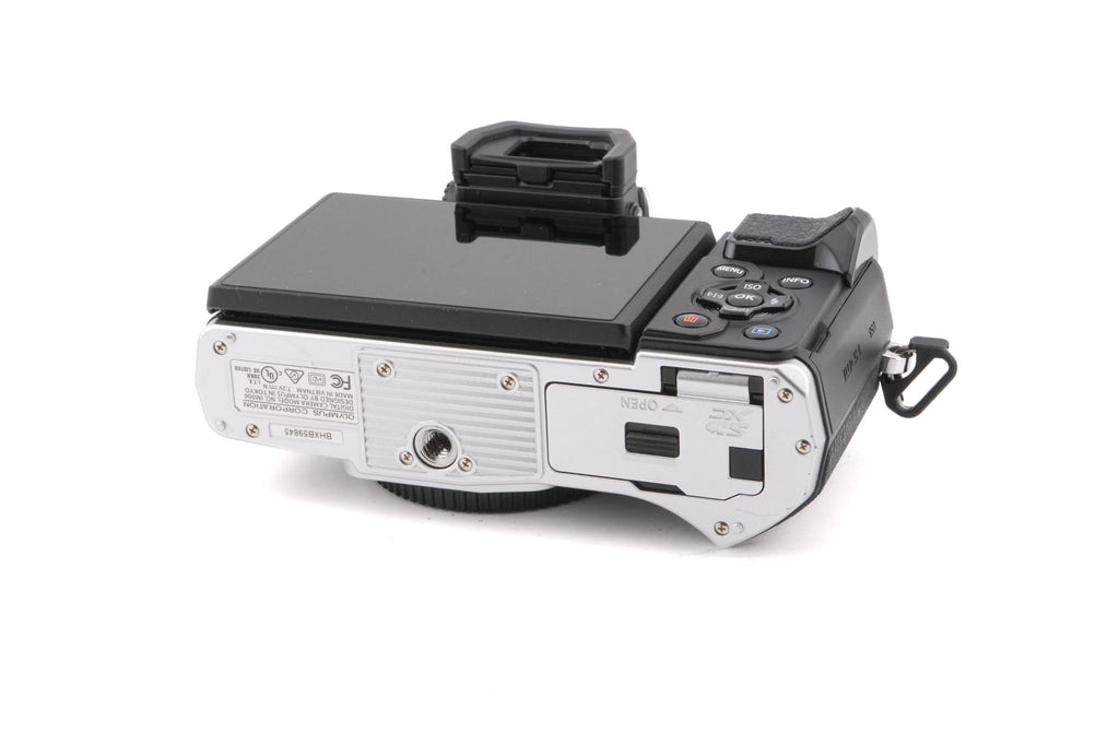 Olympus OM-D E-M10 Mark III