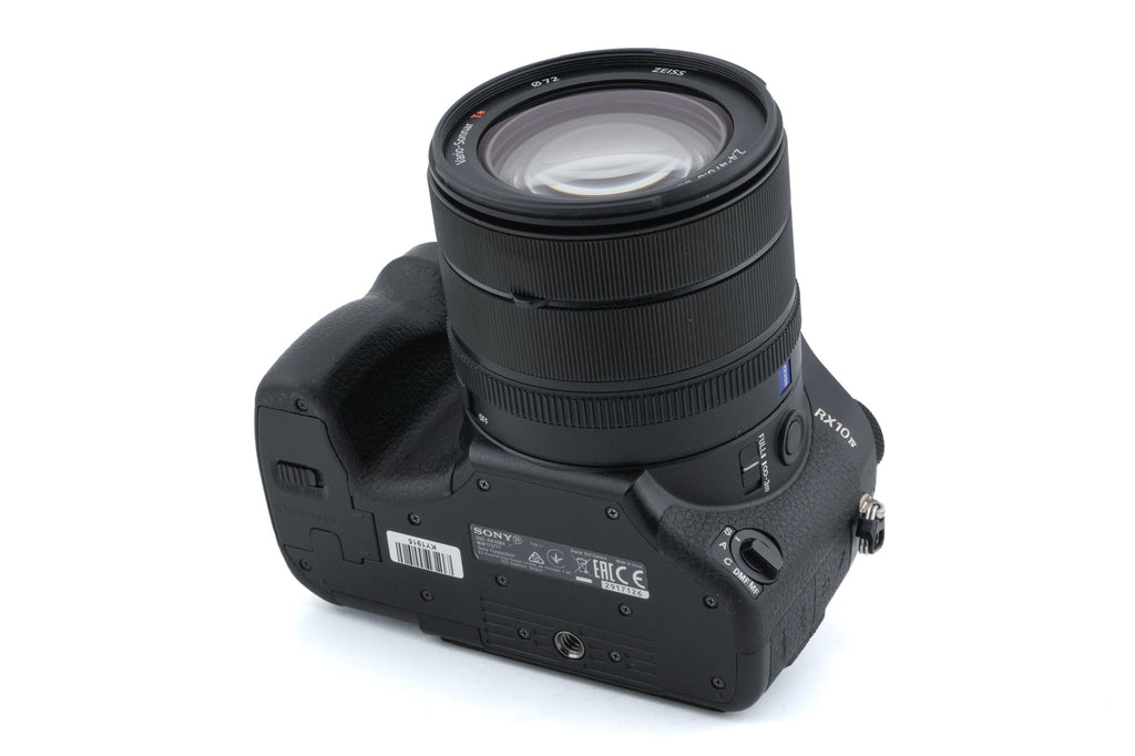 Sony Cyber-Shot DSC-RX10 IV