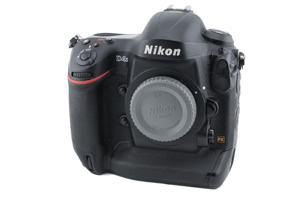 Nikon D4S