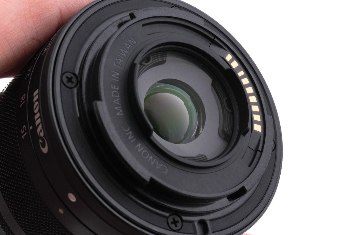 Canon 15-45mm f3.5-6.3 IS STM
