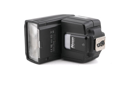 Nissin i40 Flash