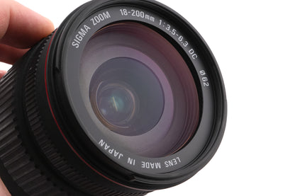 Sigma 18-200mm f3.5-6.3 DC