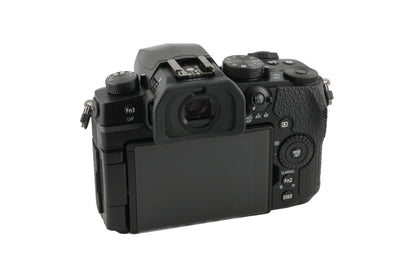 Panasonic Lumix DC-G90