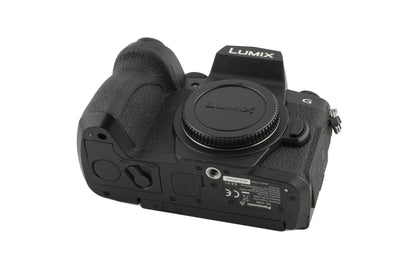 Panasonic Lumix DC-G90