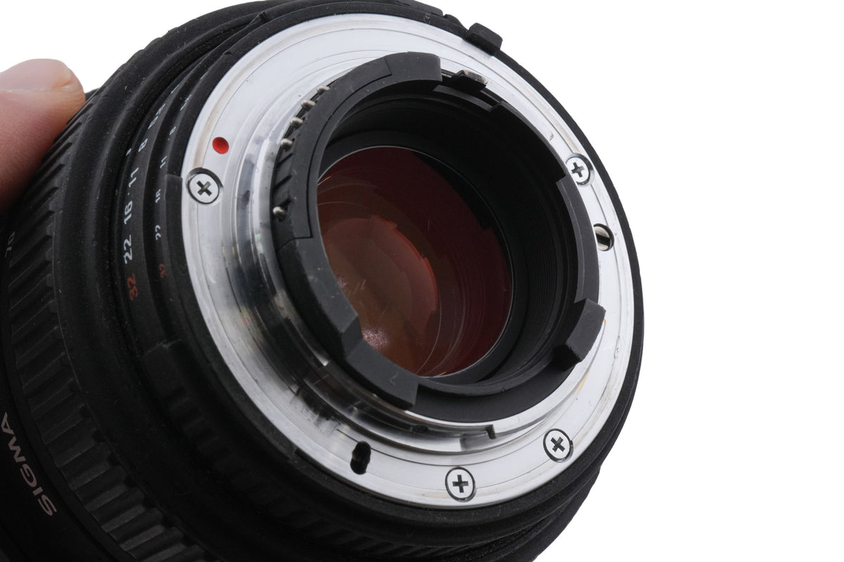 Sigma 24-70mm f2.8 EX DG D