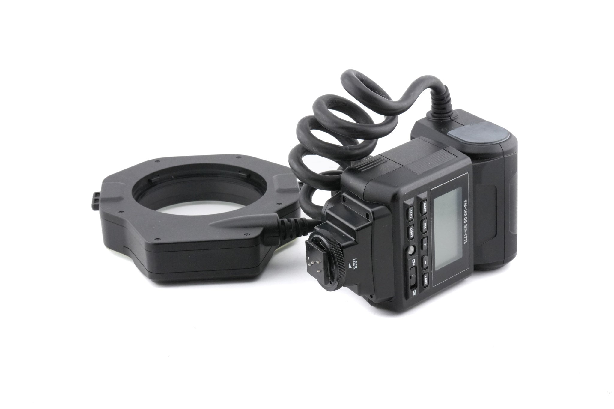 Sigma EM-140 DG Macro Ring Flash