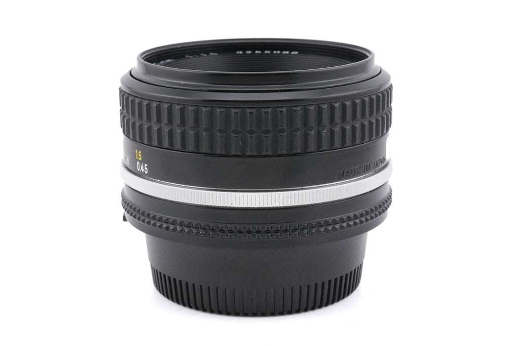 Nikon 50mm f1.8 Nikkor AI-S (Long Nose)