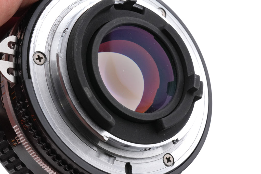 Nikon 50mm f1.8 Nikkor AI-S (Long Nose)