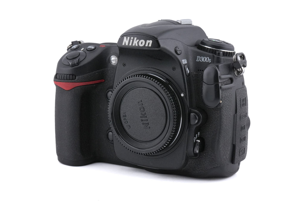 Nikon D300S