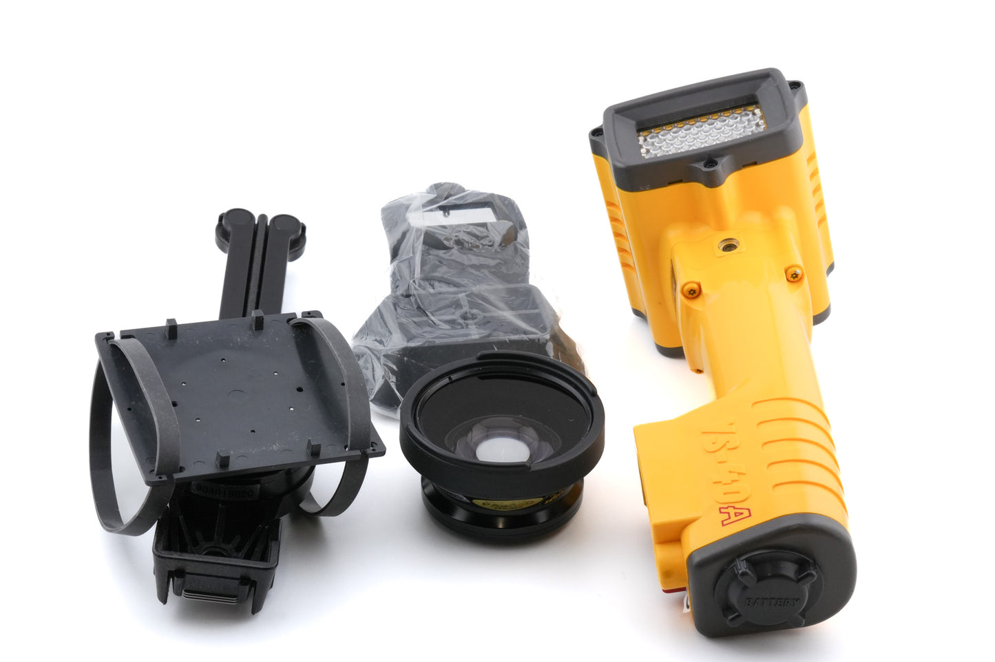 Sea&Sea Motor Marine 35 MX-10 + YS-40A Flash + MX-10 Macro Lens + 20mm f5.6 Wide Conversion Lens