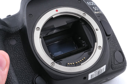 Canon EOS 5D Mark IV