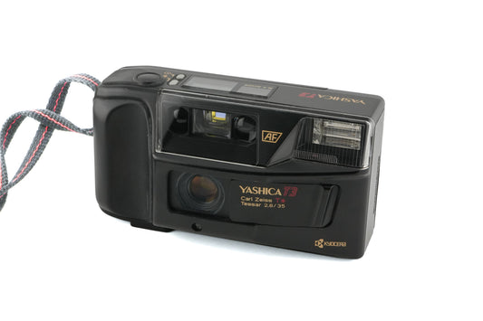 Yashica T3
