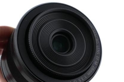 Canon 28mm f3.5 Macro IS STM