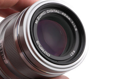Olympus 45mm f1.8 M.Zuiko Digital MSC