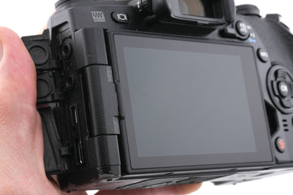 Olympus OM-D E-M1 Mark II