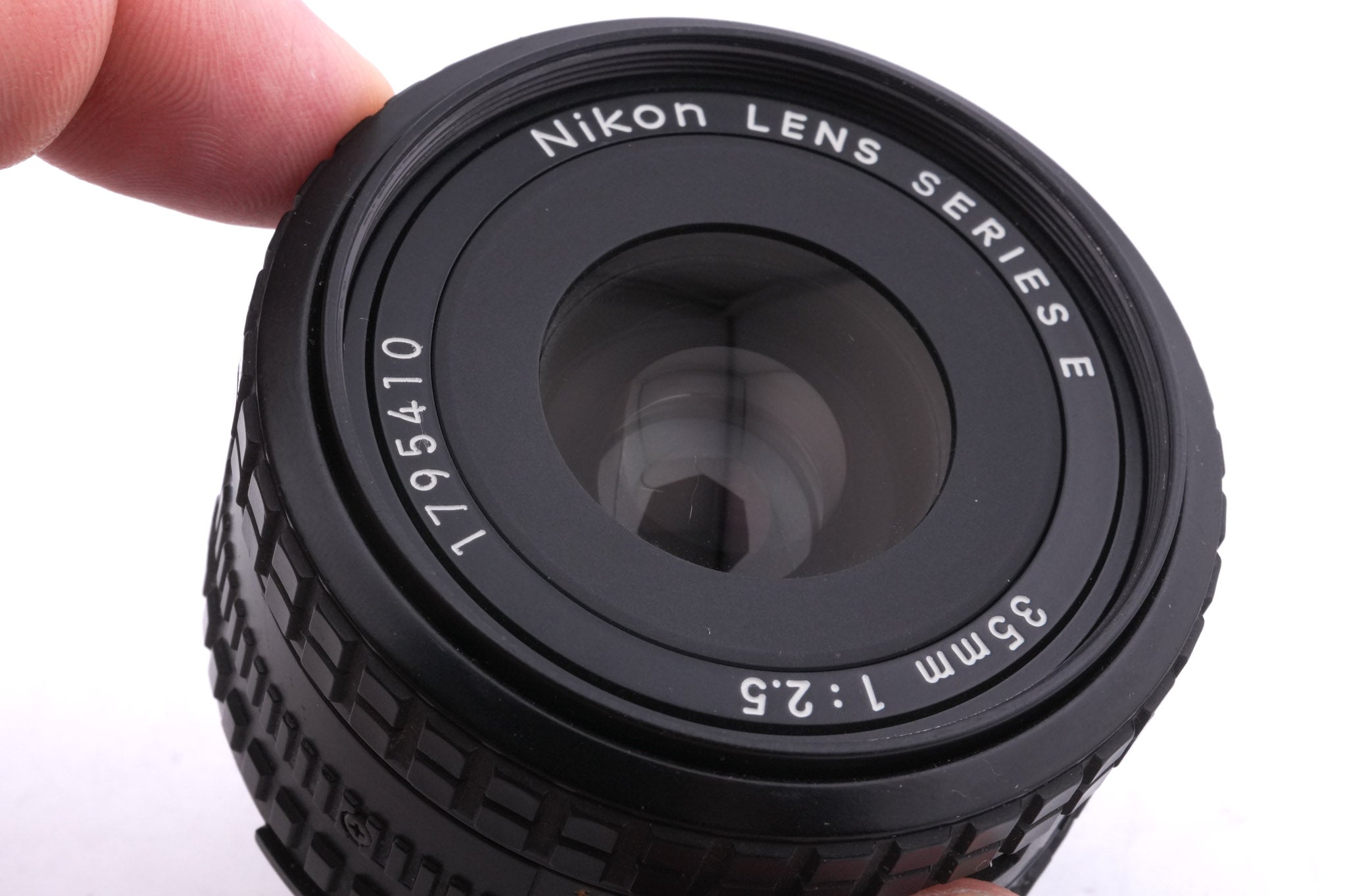 Nikon 35mm f2.5 Series E