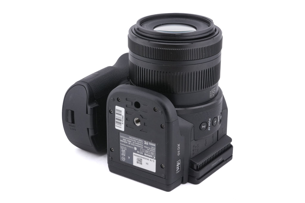 Canon XC10