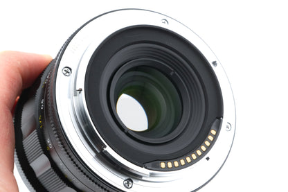 Voigtländer 50mm f2 APO-Lanthar II + 50mm f2 APO-Lanthar II Lens Hood