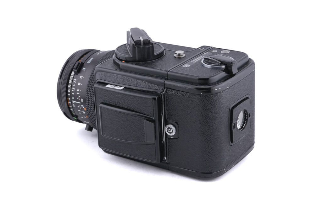 Hasselblad 500C/M (Black, 10170) + 80mm f2.8 Planar T* CF (20029) + Waist Level Finder (New / Black, 42323) + A12 Film Magazine (Black, 30147) + Standard Focusing Screen (42161)