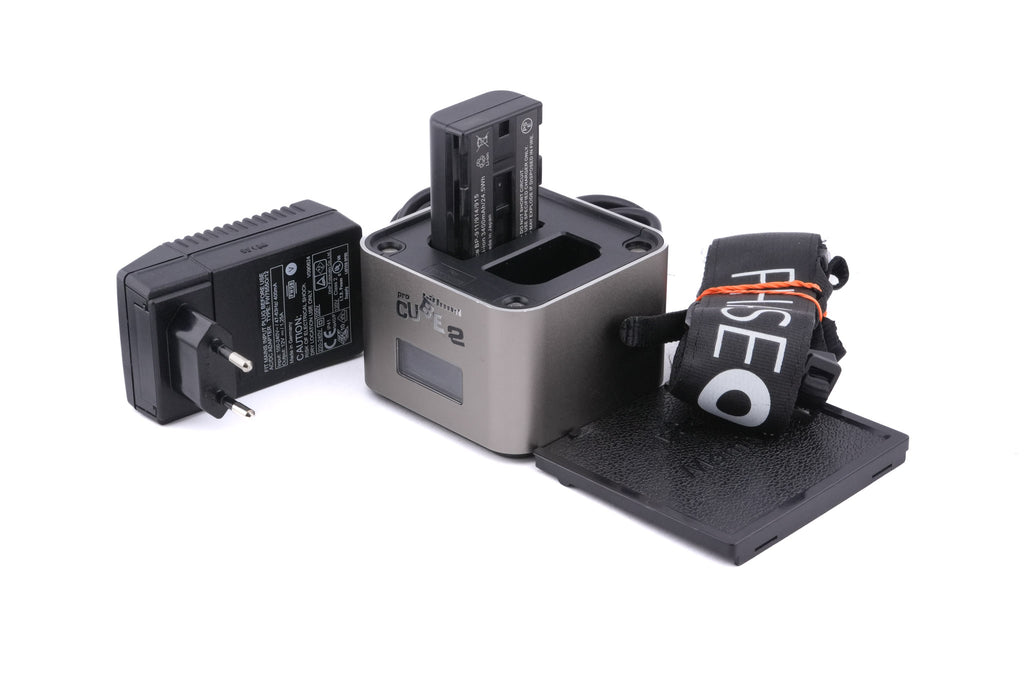 Phase One XF + XF Prism Viewfinder