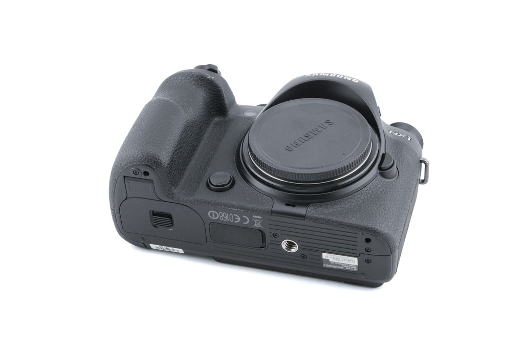 Samsung NX1
