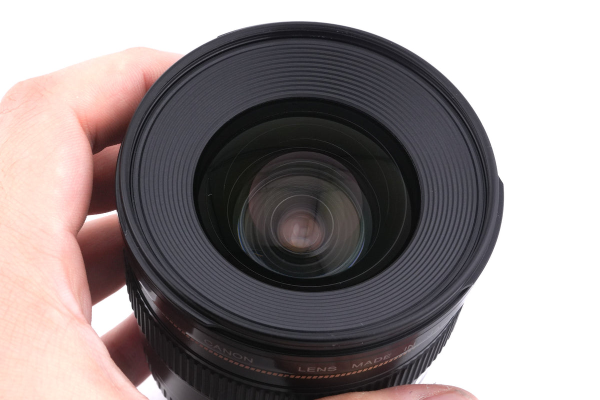 Canon 20mm f2.8 USM