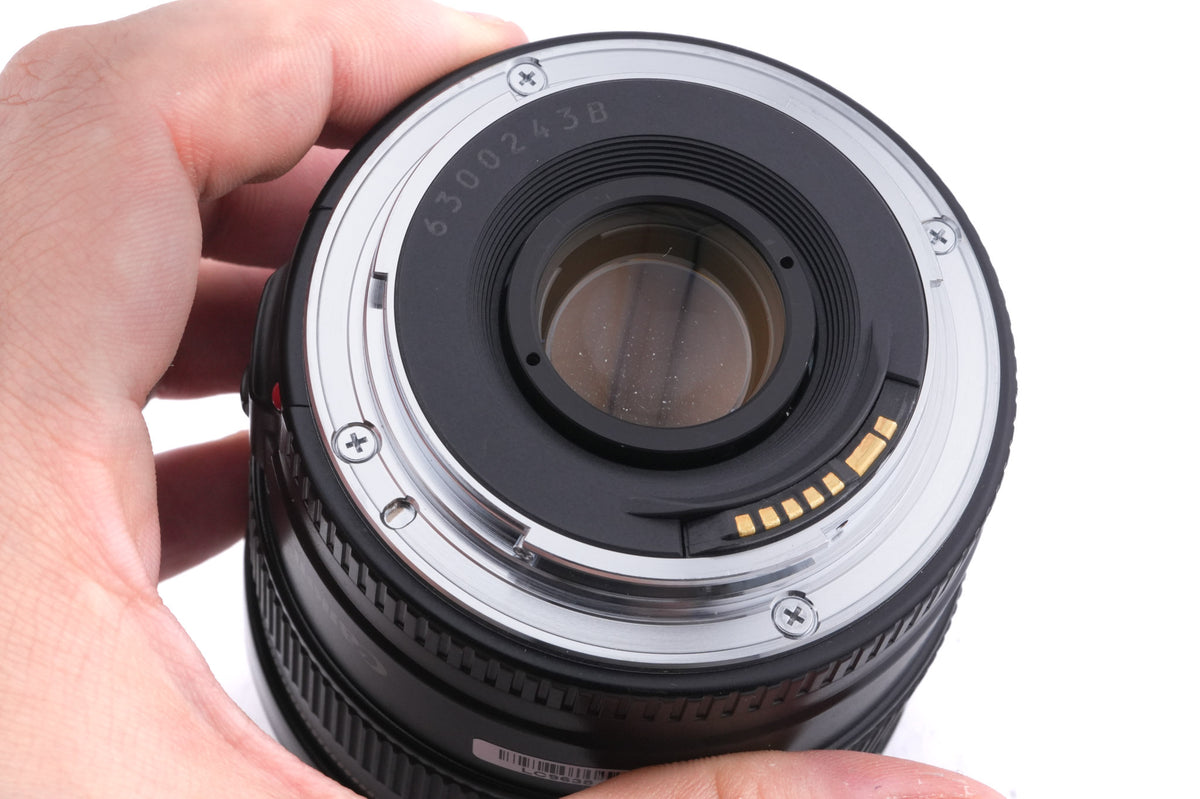 Canon 20mm f2.8 USM