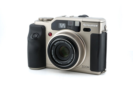 Fujifilm GA645Zi Professional - Camera