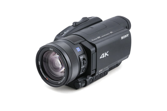 Sony Handycam FDR-AX700 - Camera