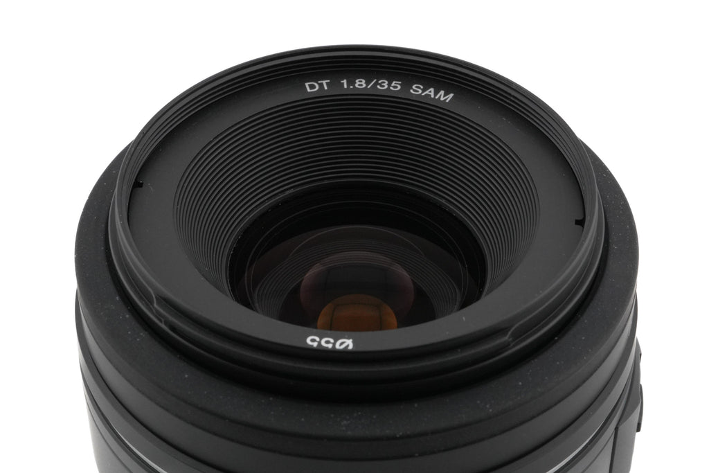 Sony 35mm f1.8 DT SAM (SAL35F18)