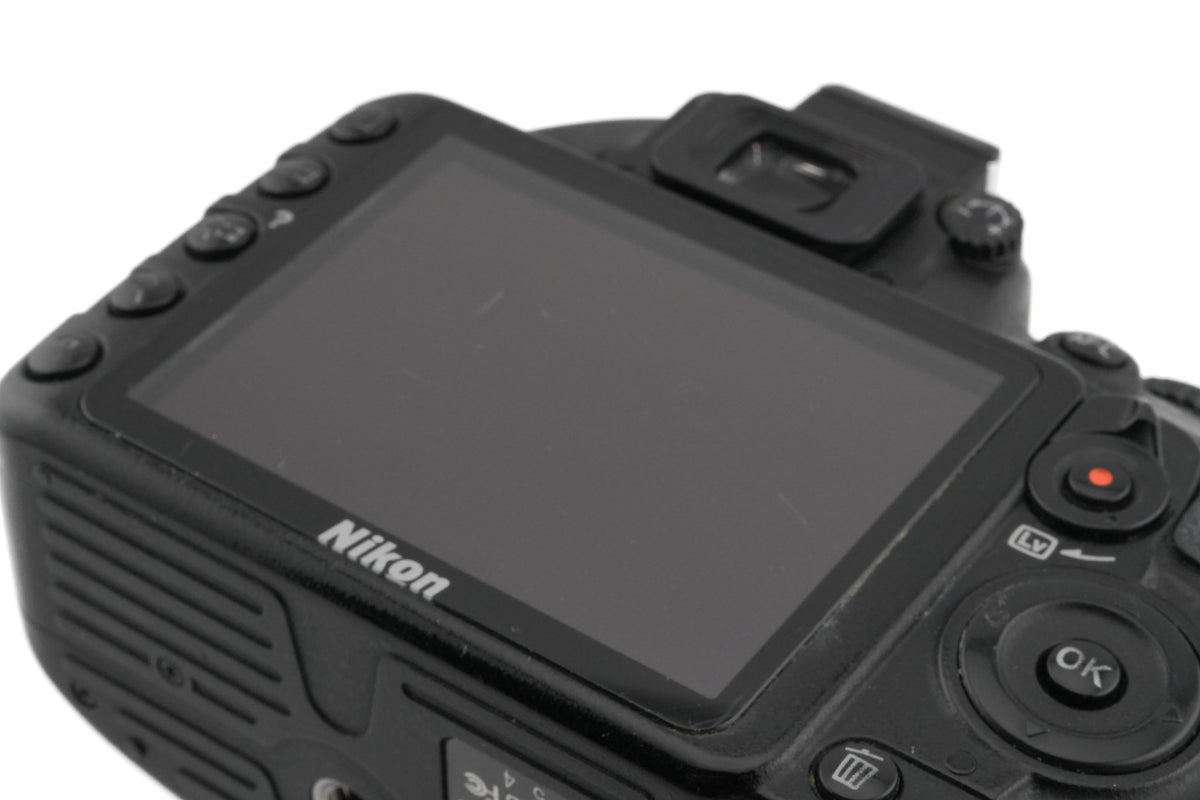 Nikon D3100