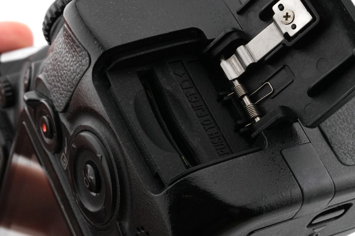 Nikon D3100