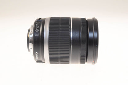 Canon 18-200mm f3.5-5.6 IS