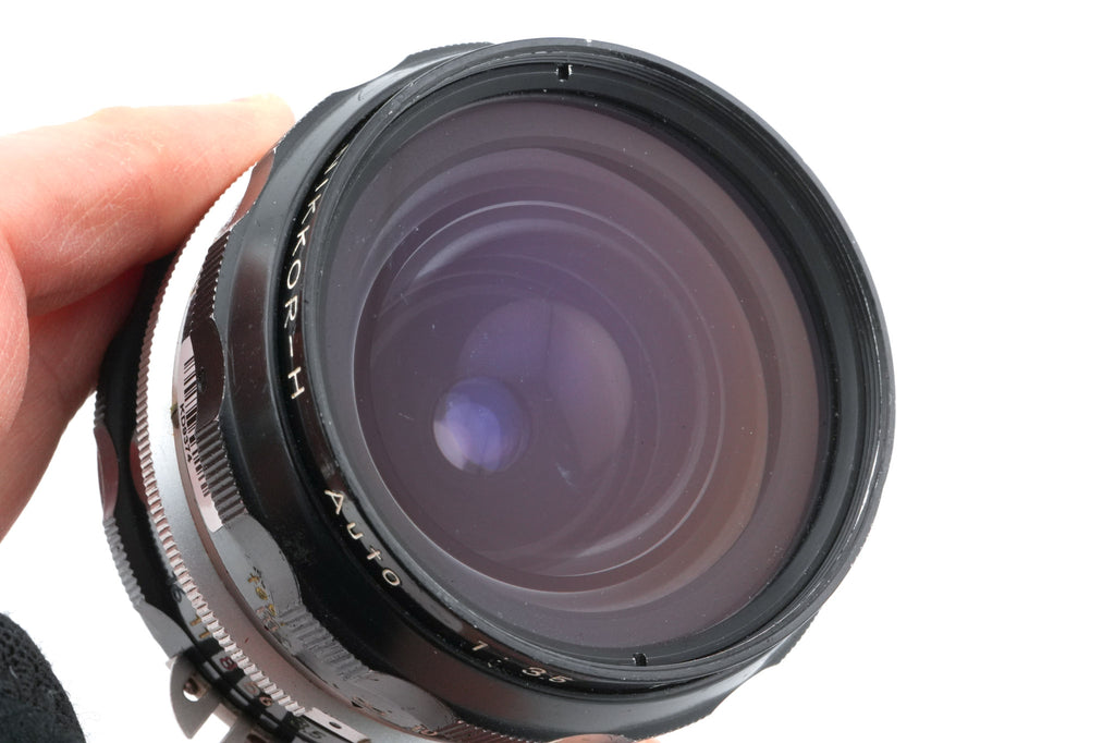 Nikon 28mm f3.5 Nikkor-H Auto Pre-AI