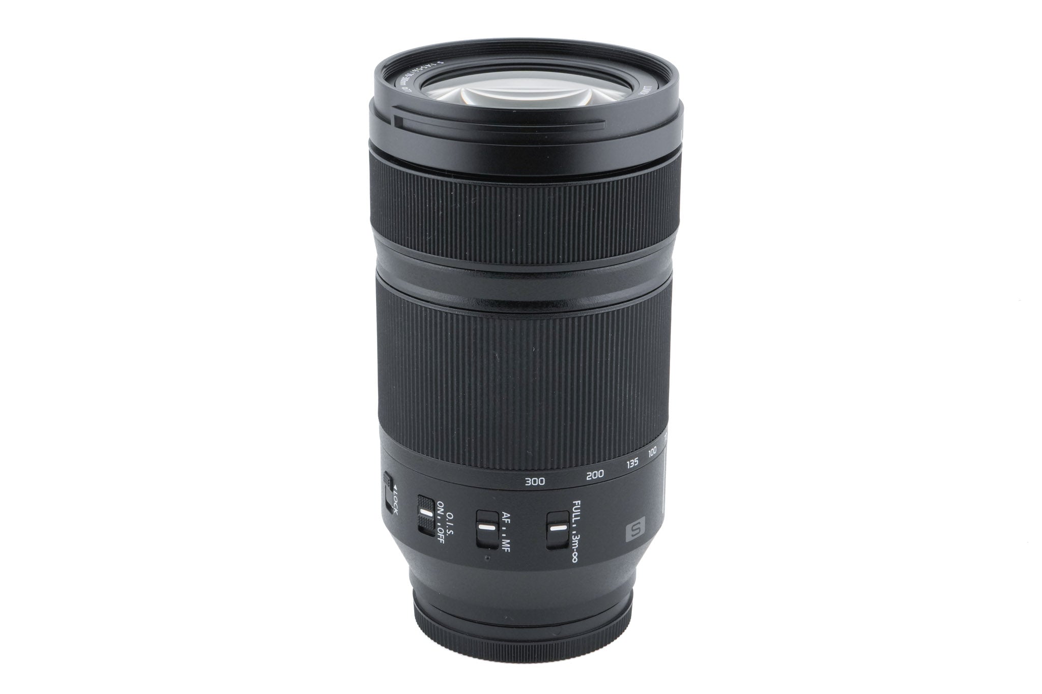 Panasonic 70-300mm f4.5-5.6 Lumix S Macro OIS