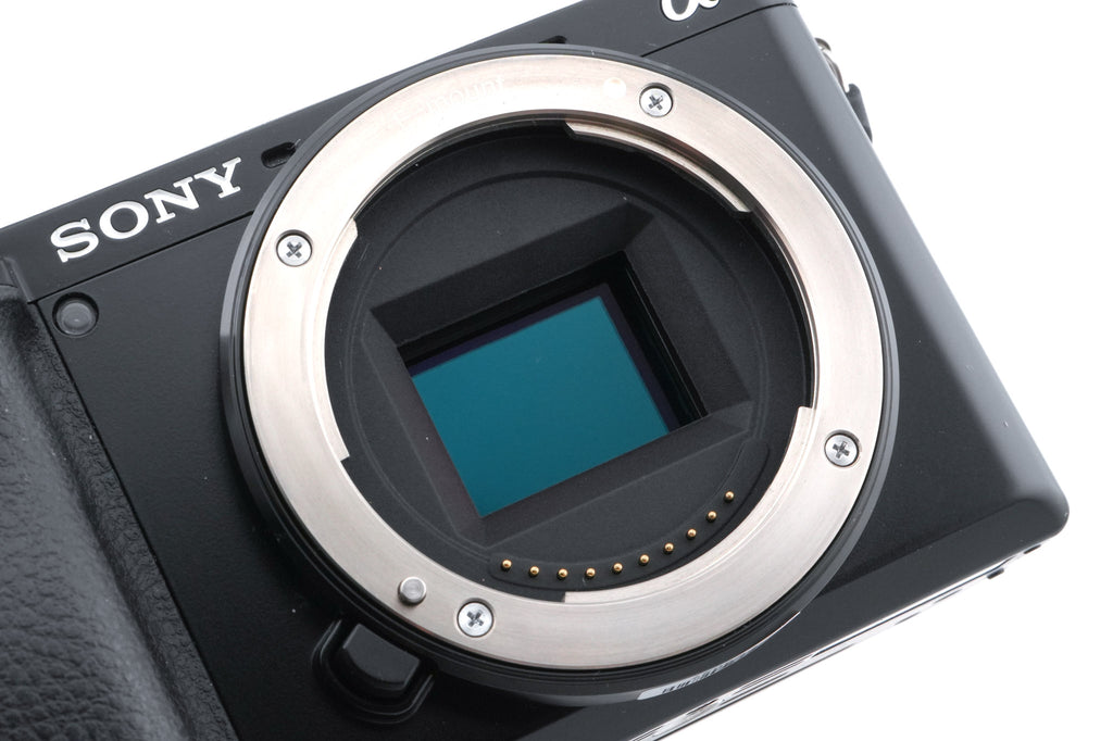 Sony A6100