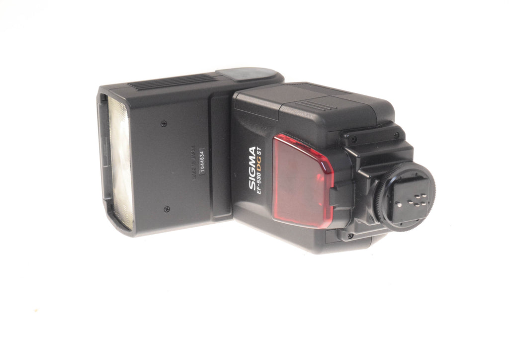 Sigma EF-530 DG ST Flash