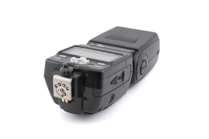 Nikon SB-800 Speedlight + SD-800 Quick Recycling Battery Pack