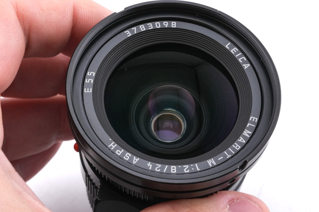 Leica 24mm f2.8 Elmarit-M ASPH. (Black, 11878) + Lens Hood (21mm f2.8 / 24mm f2.8 / 28-35-50mm f4) (12592)