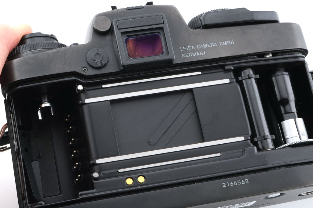 Leica R7 (Black, 10068)