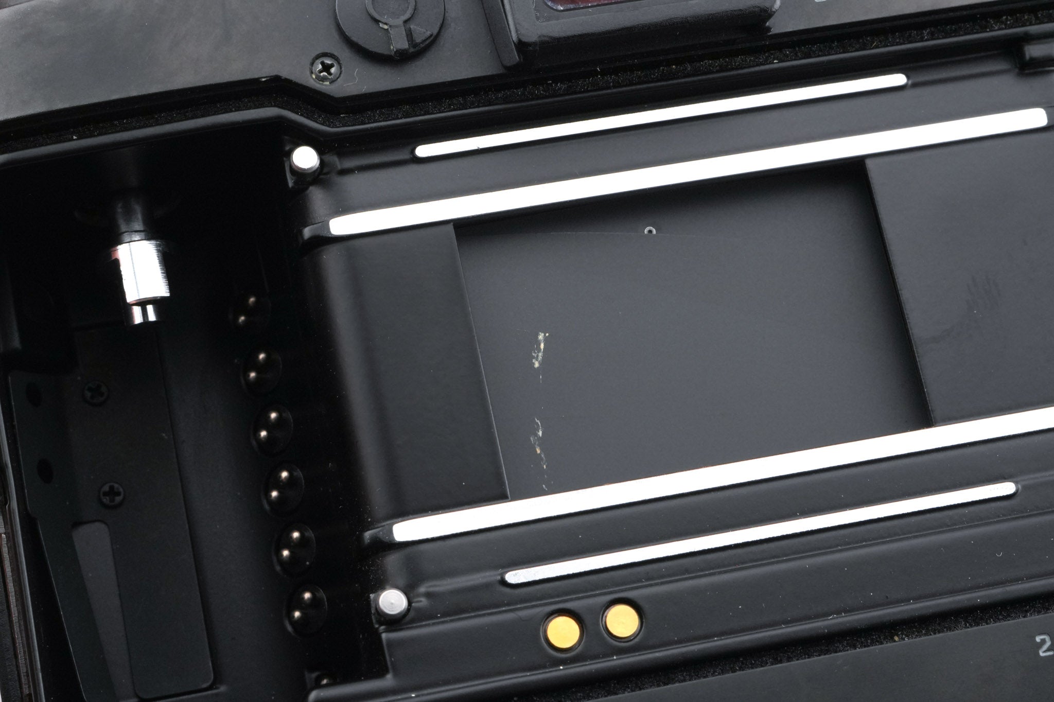 Leica R7 (Black, 10068)