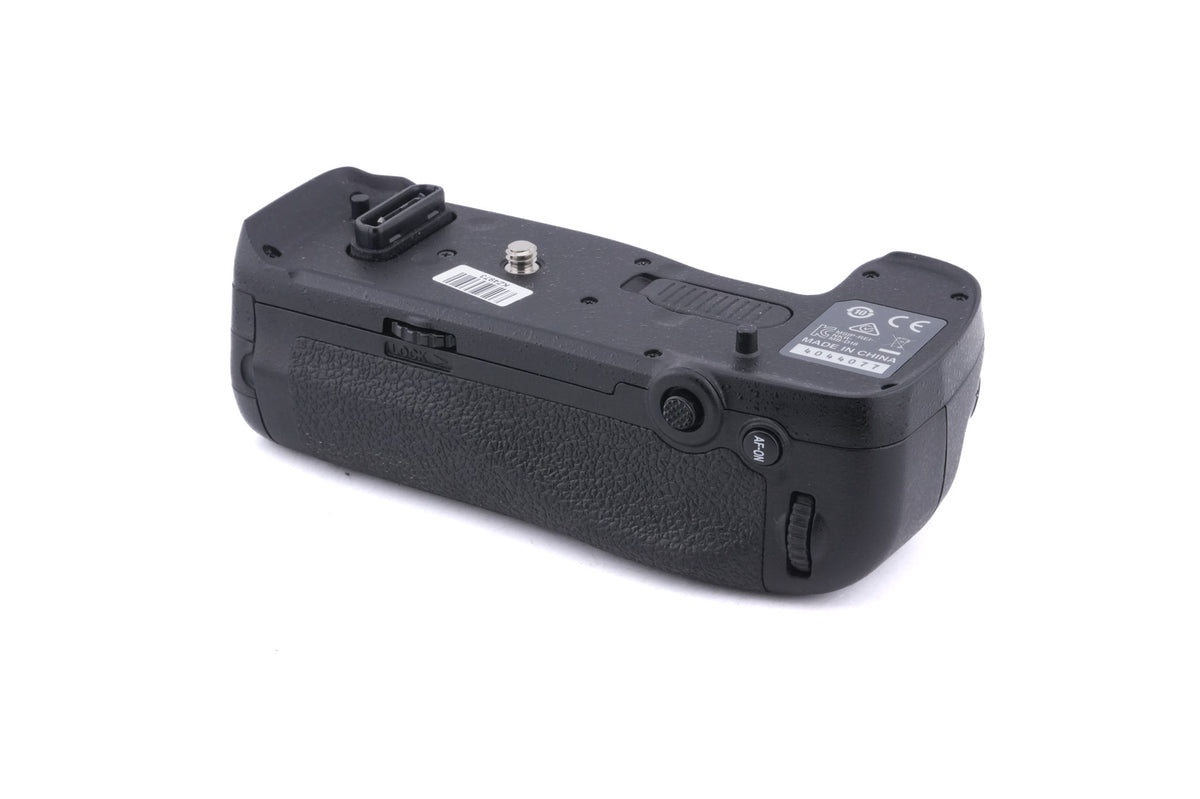 Nikon MB-D18 Multi-Power Battery Pack