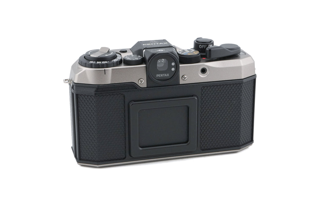 Pentax 17