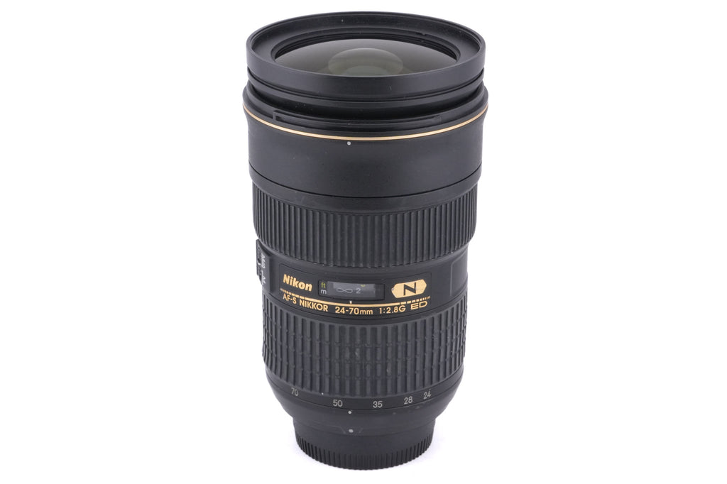 Nikon 24-70mm f2.8 AF-S Nikkor G ED N + HB-40 Lens Hood