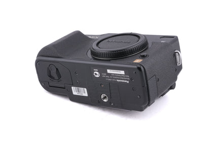 Panasonic Lumix DMC-L1