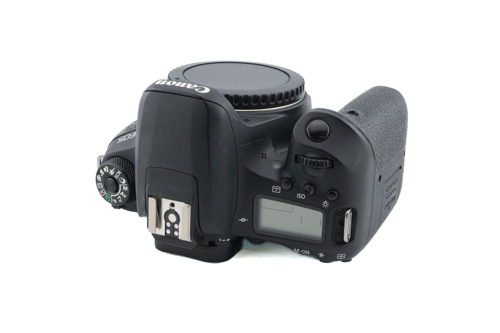 Canon EOS 77D