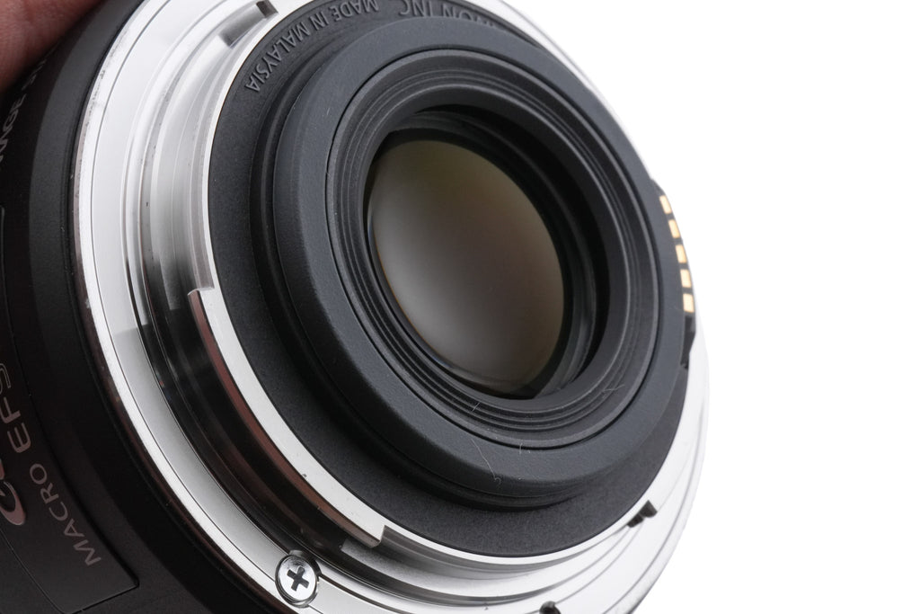 Canon 35mm f2.8 Macro IS STM