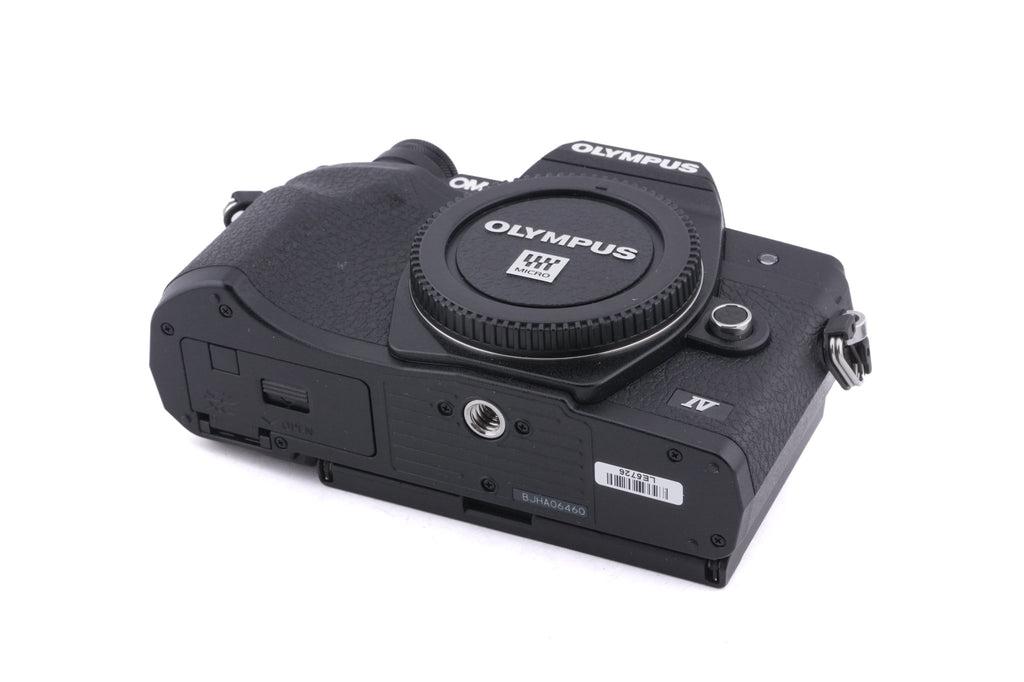 Olympus OM-D E-M10 Mark IV
