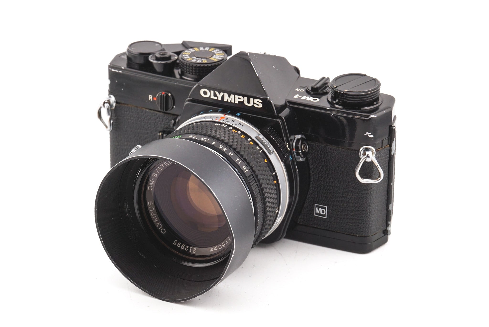 Olympus OM-1 MD + 50mm f1.8 F.Zuiko Auto-S + Metal Lens Hood for