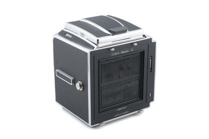 Hasselblad 501CM (Silver, 10238) + Waist Level Finder (New / Chrome, 42315)